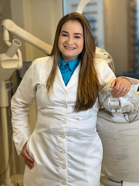 Foto 4 de Dra Luanda Ashley - PRÓTESE DENTÁRIA | ATENDIMENTO ODONTOLÓGICO DOMICILIAR | ODONTOLOGIA HOSPITALAR