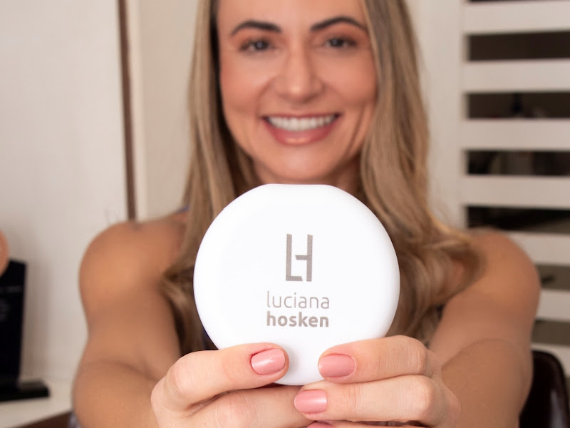 Foto de Dra Luciana Hosken- dentista em Niterói