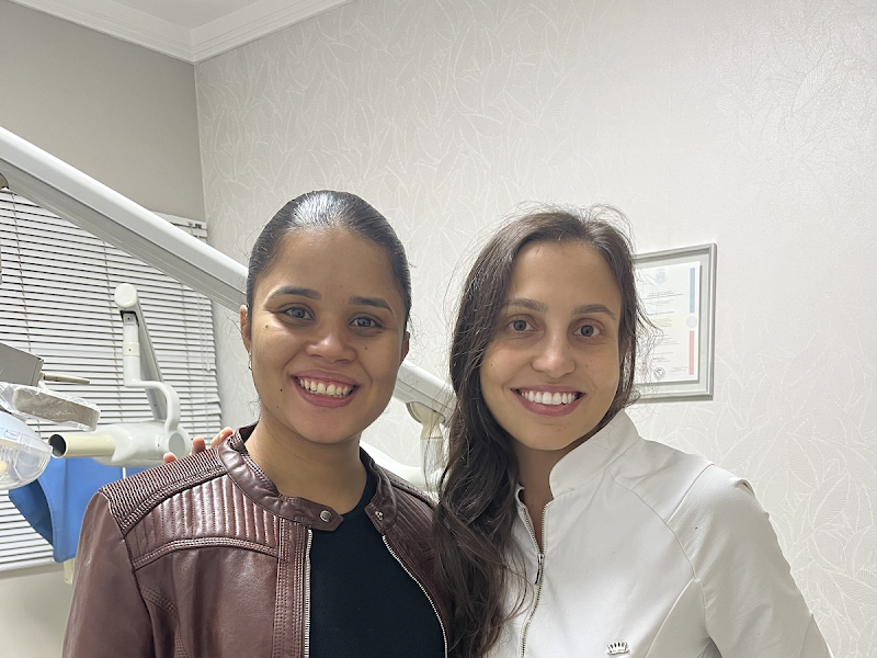 Foto 2 de Dra. Luciana Ribeiro de Campos