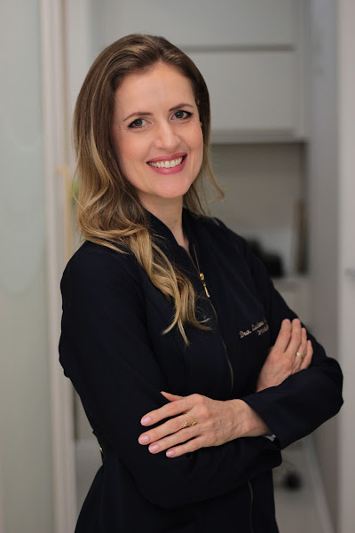 Foto 2 de Dra. Luciene Knebel. Ortodontia e Ortopedia Funcional dos Maxilares