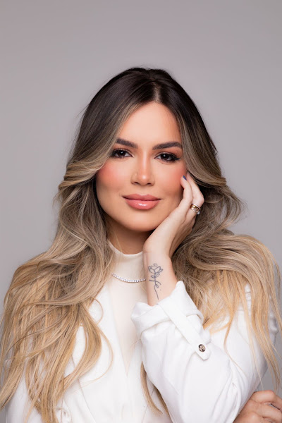 Foto 2 de Dra. Ludmila Grossi | Harmonização Facial