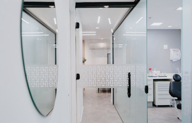 Foto 3 de Dra Ludmilla Reis | Dentista na Vila Olímpia