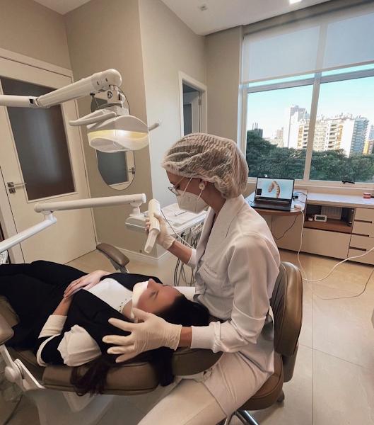 Foto 3 de Dra. Luise Seibel, Dentista