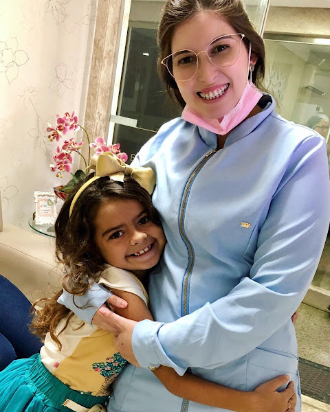 Foto 2 de Dra. Luiza Azevedo | Ortodontista