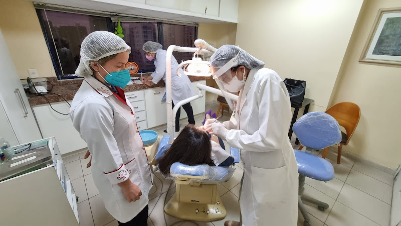 Foto 3 de Dra Luíza França