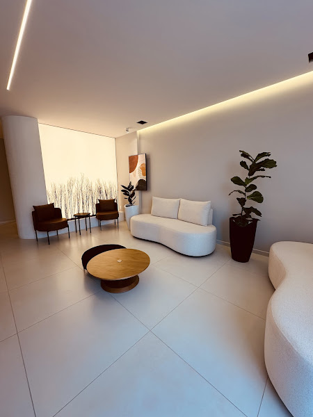 Foto 2 de Dra. Luiza Furtado | Lentes em Resina Volta Redonda