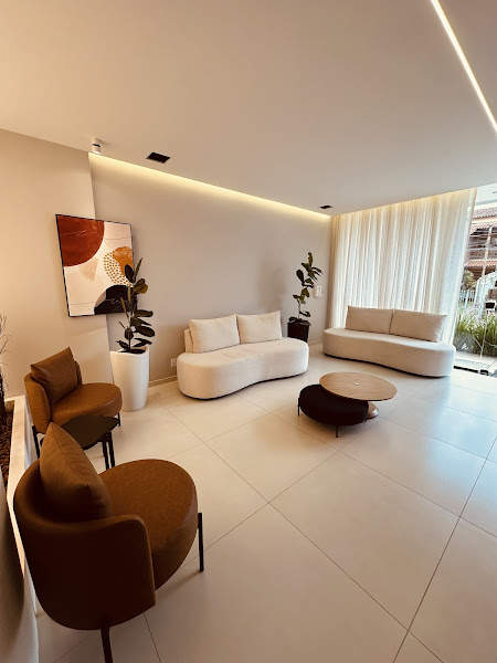 Foto 3 de Dra. Luiza Furtado | Lentes em Resina Volta Redonda