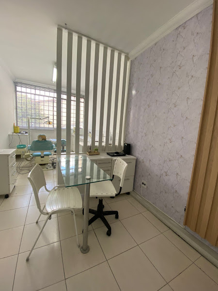 Foto 2 de Dra Luiza Moreira