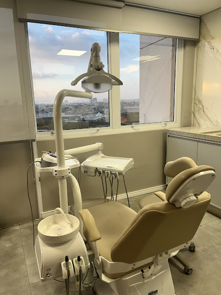 Foto 2 de Dra Luyza Lusso I Implantodontista em Santo André - SP