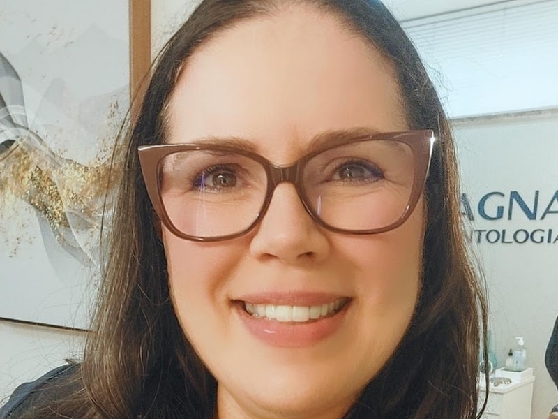 Foto de Dra. Magna Bezerra Odontologia