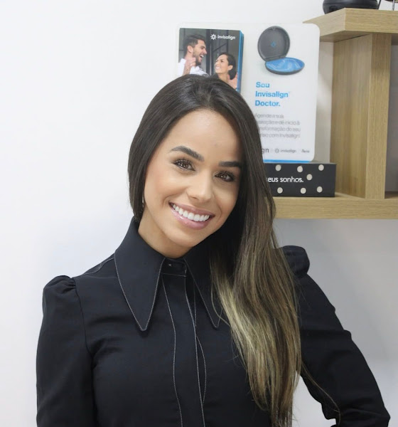 Foto 2 de Dra. Manuela Oliveira, Dentista Taquara Rj - Invisalign - Implante Dentário
