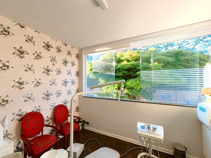 Foto 6 de Dra. Marcela Granato | Dentista | Tratamento de canal | Endodontia