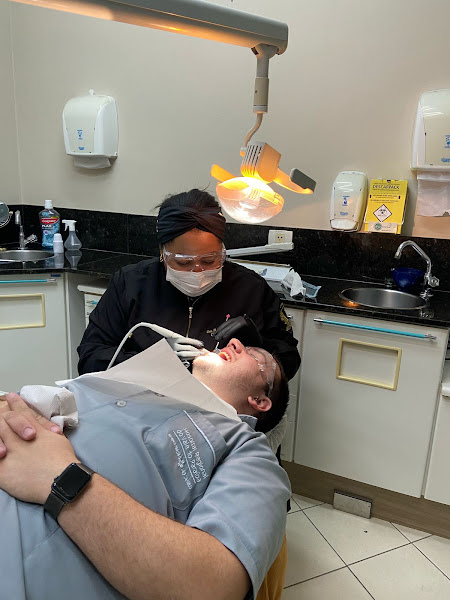 Foto 2 de Dra Marcela M Machado - Cirurgiã Dentista