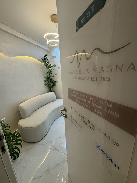 Foto 3 de Dra. Marcela Magna | Dentista | Ortodontista | Invisalign Doctor | Referência em Clareamento Dental | Maceió