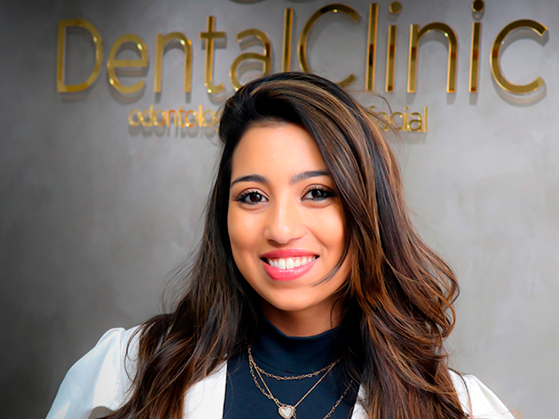 Foto 3 de Dra Marcela Melo - Periodontia e