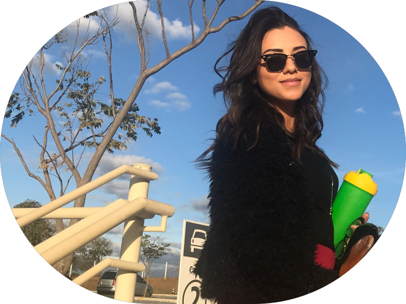 Foto de Dra. Marcella Bortot | Harmonização Facial