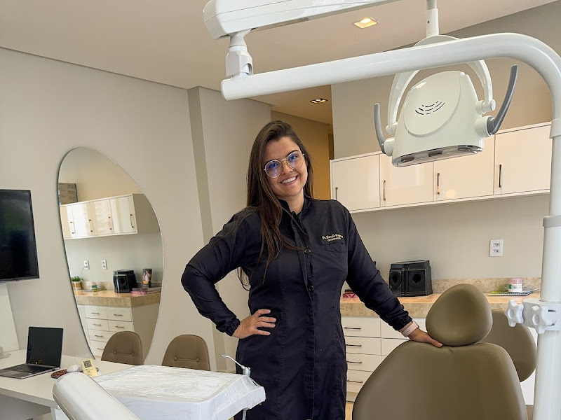 Foto de Dra Marcella Bragança - Dentista em Goiânia