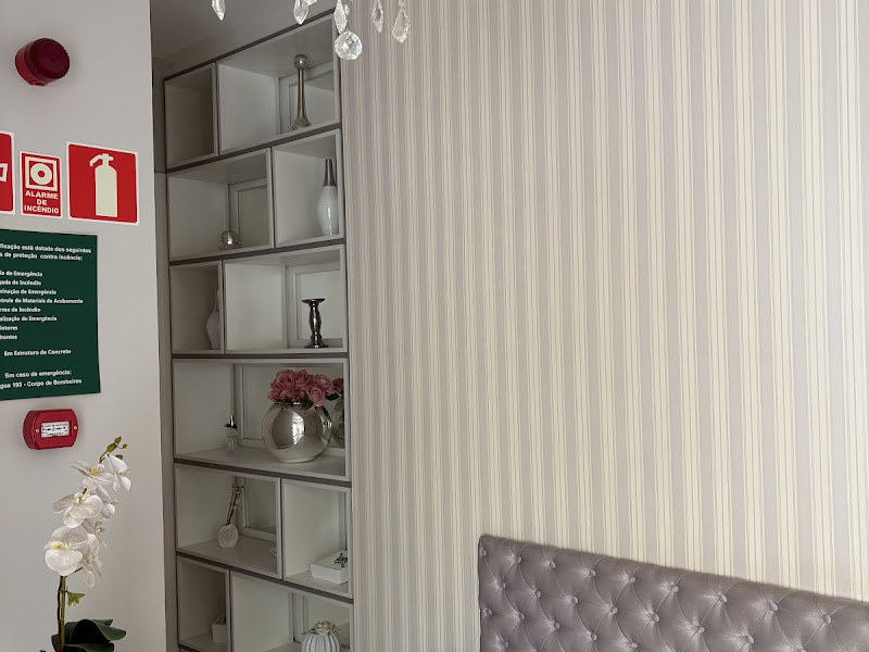 Foto 2 de Dra Marcella Farina - Especialista em Tratamento de Canal