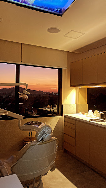 Foto 2 de Dra. Marcella Grigio Dewyn | Harmonização Facial | Preenchimento | Toxina Botulínica