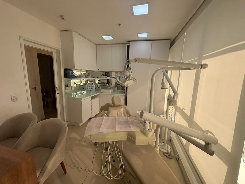 Foto 3 de Dra Marcielle Peters | Dentista em Porto Alegre