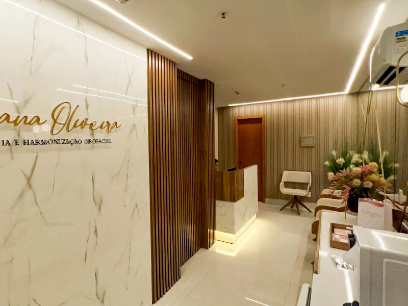 Foto de Dra.Mari Oliveira - Odontologia e Harmonização Orofacial