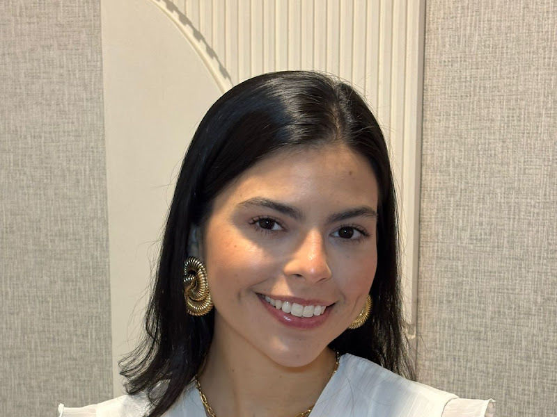 Foto de Dra. Maria Clara Girão - Odontologia Estética & Restauradora