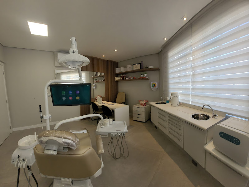 Foto 3 de Dra Maria Dalla Costa - Odontopediatra