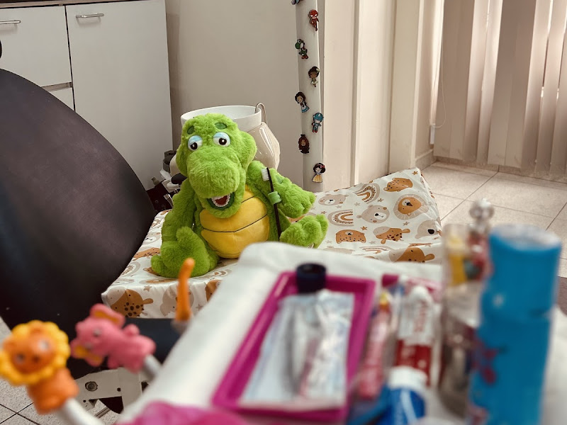 Foto de Dra. Maria Eduarda Amaral | Odontologia Infantil