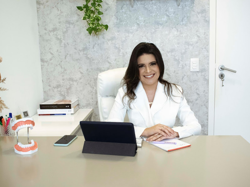 Foto 2 de Dra. Maria Eduarda Porfírio | Dentista em João Pessoa