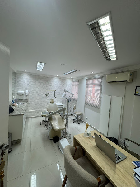 Foto 2 de Dra. Maria Eduarda Tavares | Cirurgiã- Dentista