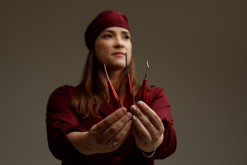 Foto 2 de Dra Maria Elyza Nogueira - Dentista no Centro de Pouso Alegre | Bucomaxilofacial - Harmonização e Estética Facial
