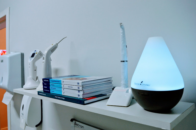 Foto 3 de Dra Maria Elyza Nogueira - Dentista no Centro de Pouso Alegre | Bucomaxilofacial - Harmonização e Estética Facial