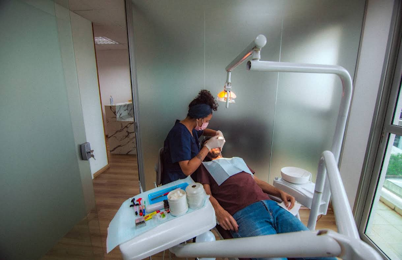 Foto 2 de Dra Maria Gabriela R. De Lima - Cirurgiā Dentista | Aclimação - Vergueiro
