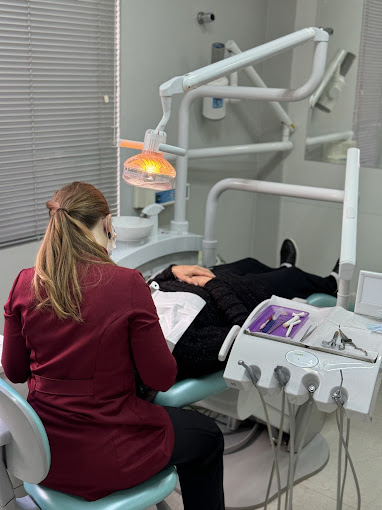 Foto 2 de Dra. Maria Gobatto - Dentista