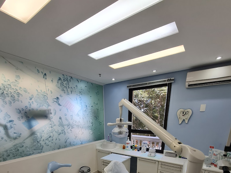 Foto de Dra. Maria Julia Valentini - Harmonização Facial e Cirurgia BucoMaxiloFacial