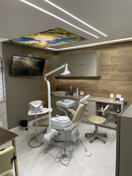 Foto 3 de Dra. Maria Luiza Lyra - Dentista