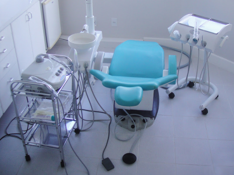 Foto 2 de Dra Mariana Alves de Lima Monjardim, Cirurgiã Dentista, Periodontista(periodontia), Estética Gengival e Dental