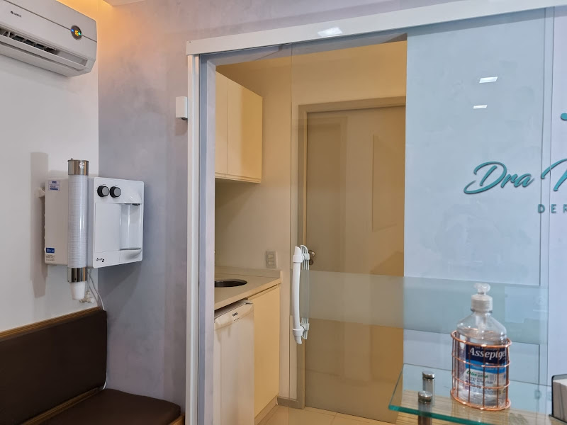 Foto 3 de Dra. Mariana França - Dermatologista