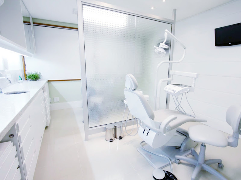 Foto de Dra. Mariana Moschetti - Ortodontia Estética