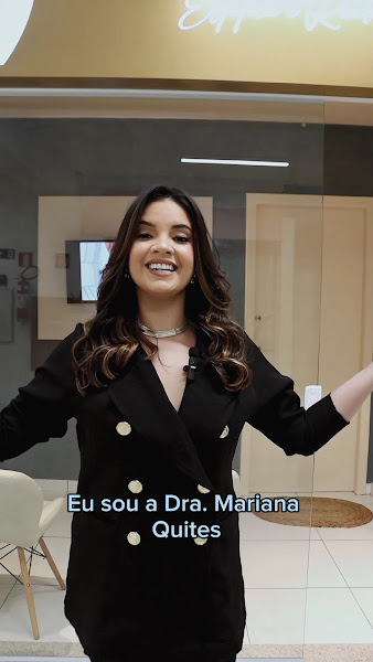 Foto 3 de Dra. Mariana Quites | Odontologia estética ( facetas em resina)