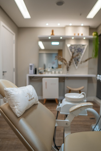 Foto 2 de Dra. Mariana Weber Abreu - Harmonização Facial