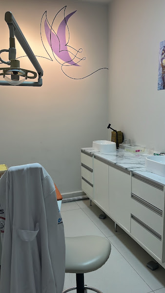 Foto 3 de Dra Mariana Zonzini | Dentista em Pindamonhangaba