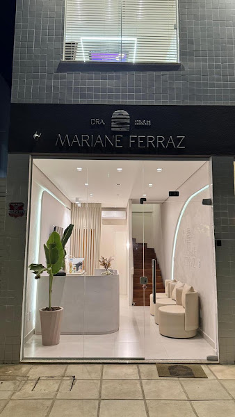 Foto 2 de Dra. Mariane Ferraz - Odontologia Estética (Lentes de Resina) em Vitória da Conquista