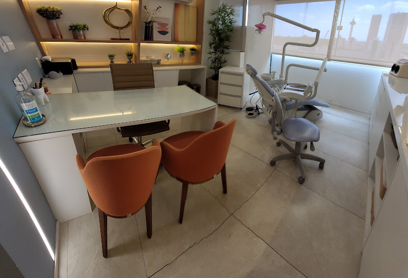 Foto 2 de Dra Marilia Leal- DTM, Dor orofacial e bruxismo