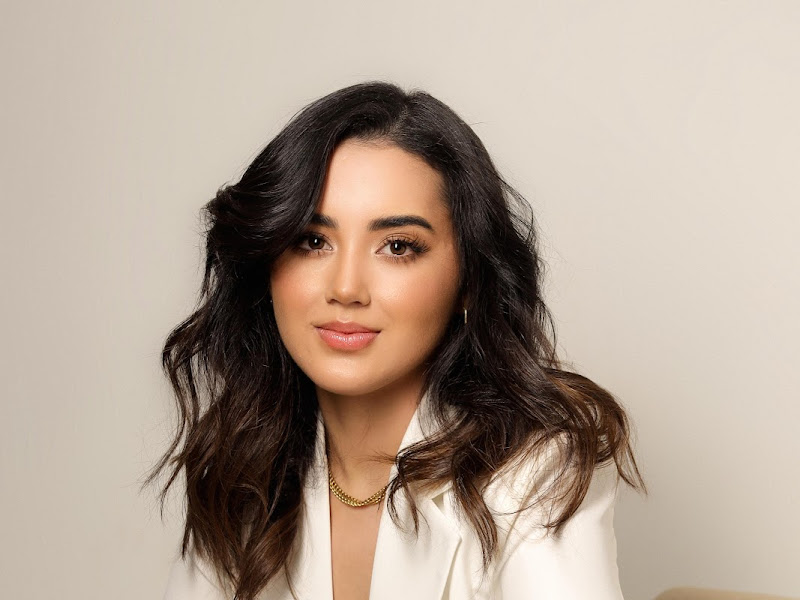 Foto de Dra. Marília Martins | Odontologia