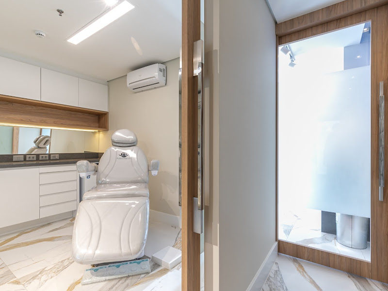 Foto 8 de Dra. Marilia Vanzelli Odontologia Integrada