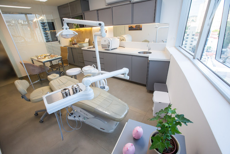 Foto 3 de Dra. Marina Campolina