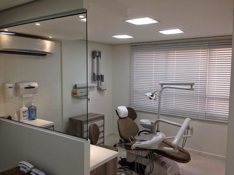 Foto 3 de Dra. Marina F. Furtado - Odontologia Especializada