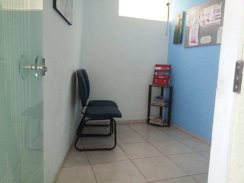 Foto 3 de Dra. Marina Piccolo -Dentista São Caetano do Sul- Harmonização orofacial - Aparelho invisível Sousmile