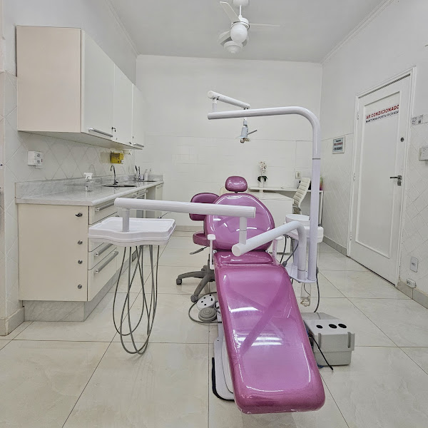 Foto 2 de Dra Marli Queiroz | Dentista em Ribeirão Preto | Sorriso Feliz Clínica Odontológica